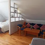 Apartmán Al Mare-villa Z Basenem I Klimatyzacja W Cenie Pobytu Ustronie Morskie