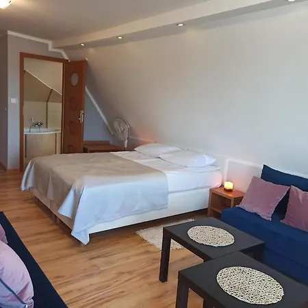 Al Mare-villa Z Basenem I Klimatyzacja W Cenie Pobytu Apartman *