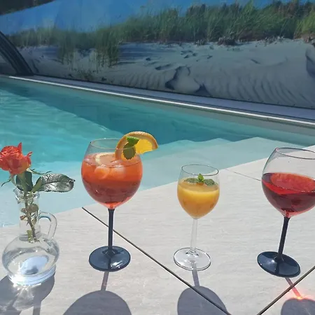 Al Mare-villa Z Basenem I Klimatyzacja W Cenie Pobytu Gasthof Ustronie Morskie