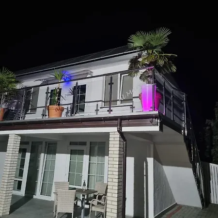 Apartman Al Mare-villa Z Basenem I Klimatyzacja W Cenie Pobytu