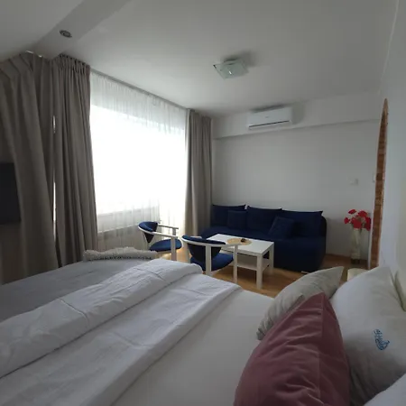 Apartman Al Mare-villa Z Basenem I Klimatyzacja W Cenie Pobytu Ustronie Morskie