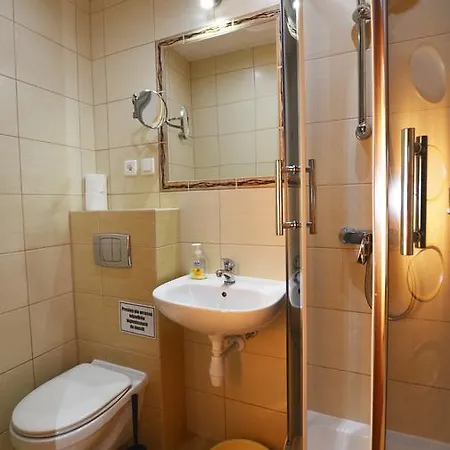 Apartman Al Mare-villa Z Basenem I Klimatyzacja W Cenie Pobytu Ustronie Morskie