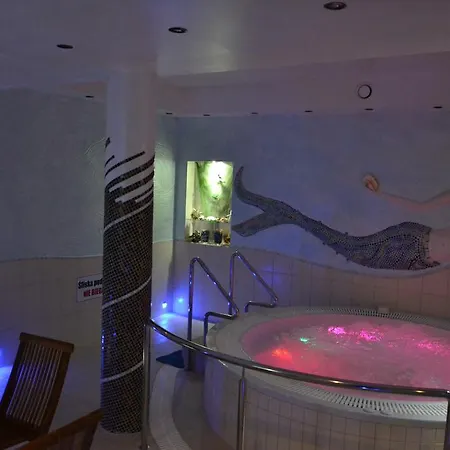 Al Mare-villa Z Basenem I Klimatyzacja W Cenie Pobytu דירה *