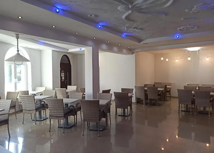 Al Mare-villa Z Basenem I Klimatyzacja W Cenie Pobytu アパート ウストロニエ・モルスキエ