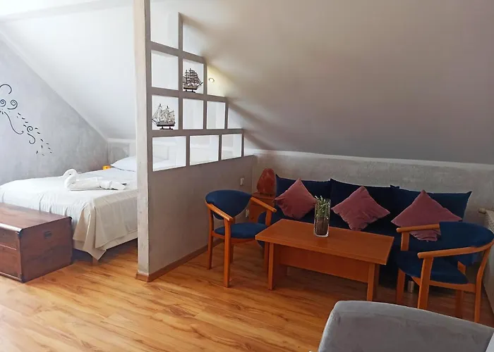 Apartment Al Mare-villa Z Basenem I Klimatyzacja W Cenie Pobytu Ustronie Morskie