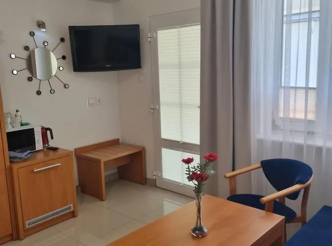 Apartment Al Mare-villa Z Basenem I Klimatyzacja W Cenie Pobytu Ustronie Morskie